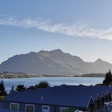 Alpine Village Views Queenstown Exterior photo